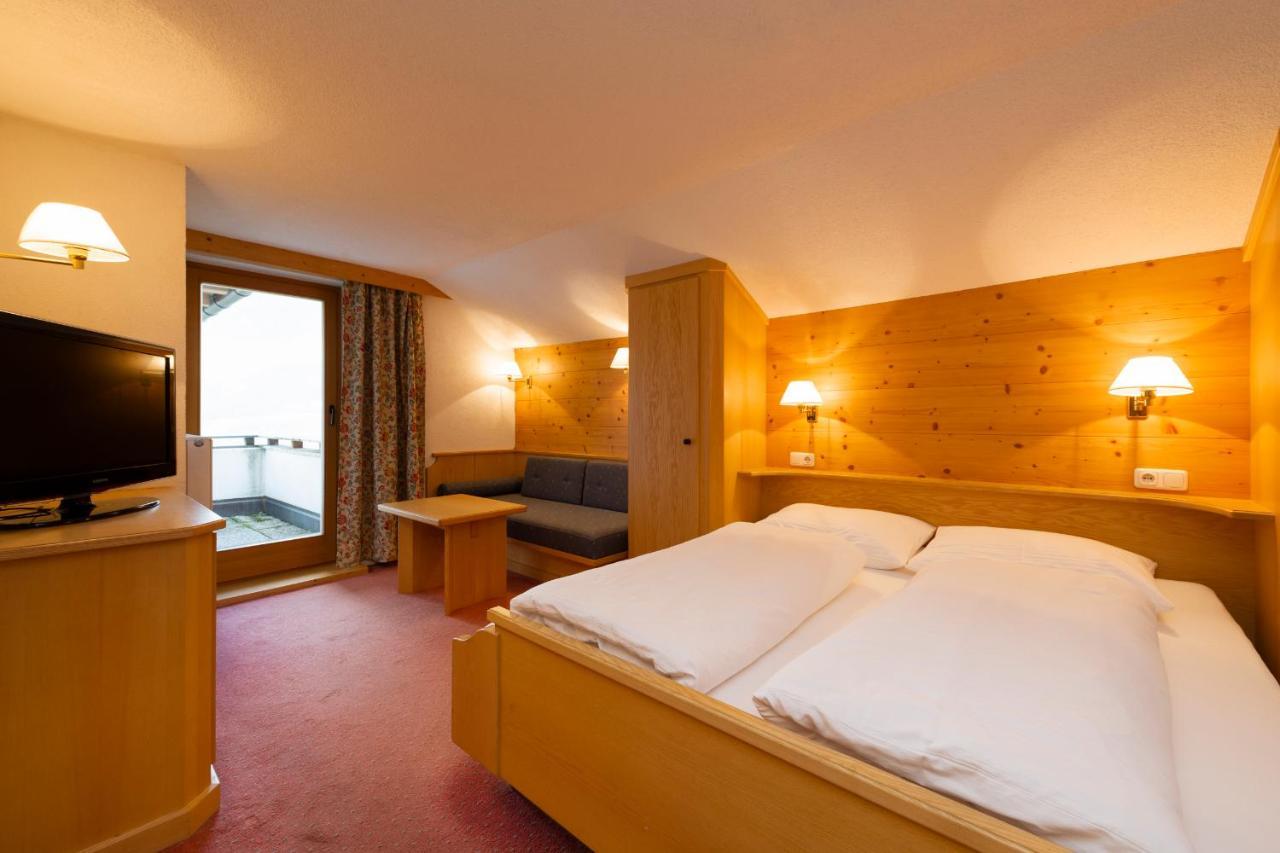 Hotel Bergkranz Mieders Exteriér fotografie